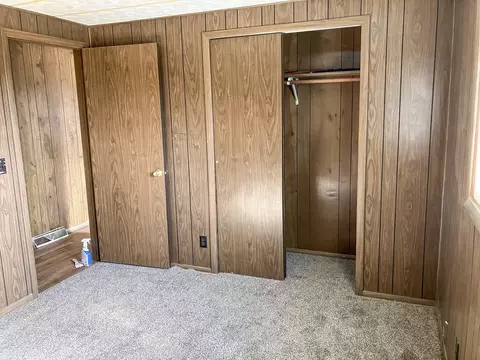 Bedroom - 20040 Acker Rd, Fulton, IL 61252 photo 1 of 4