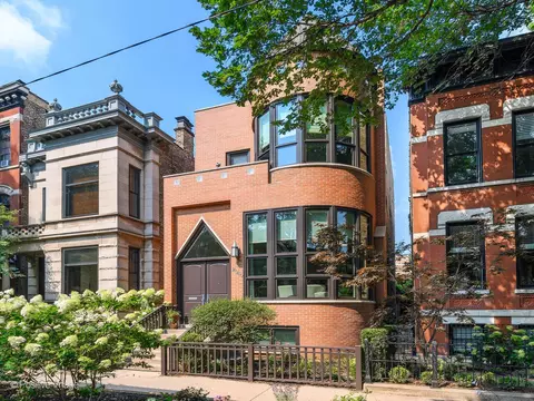 2040 N Seminary Ave, Chicago, IL 60614