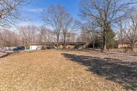 15650 W 151st St, Lockport, IL 60491