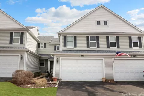 2810 Cattail Ct #C, Wauconda, IL 60084