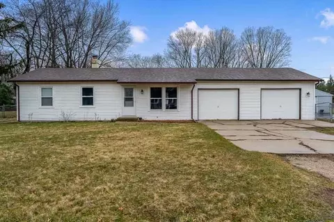 1417 Heron Dr, Machesney Park, IL 61115