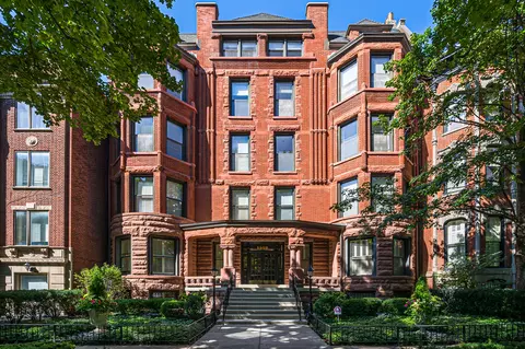 1510 N Dearborn Pkwy #501, Chicago, IL 60610