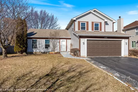1530 Clear Dr, Bolingbrook, IL 60490