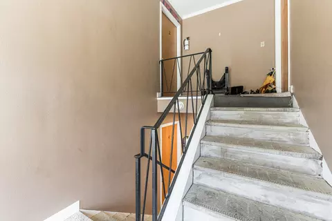 Entry Way - 105 Elm St, Elgin, IL 60123 photo 2 of 4