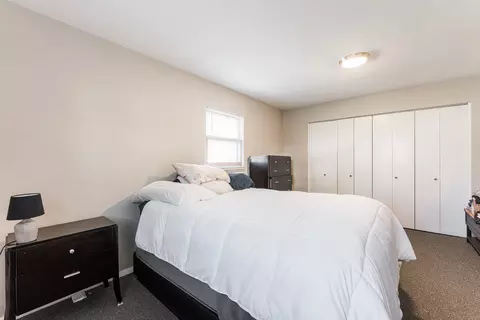 Bedroom - 105 Elm St, Elgin, IL 60123 photo 3 of 6