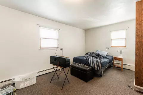 Bedroom - 105 Elm St, Elgin, IL 60123 photo 4 of 6