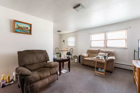 Living - 105 Elm St, Elgin, IL 60123 photo 4 of 9