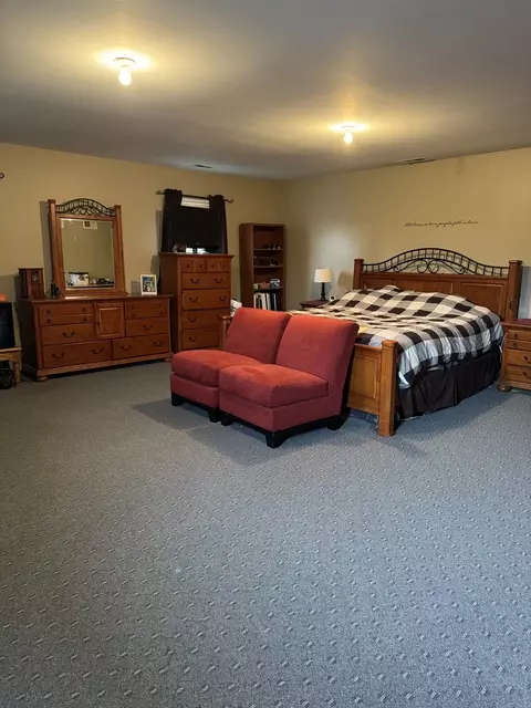 Bedroom - 3821 Morgan St, Steger, IL 60475 photo 4 of 7