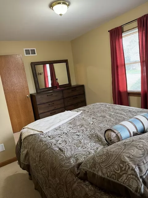Bedroom - 3821 Morgan St, Steger, IL 60475 photo 3 of 7