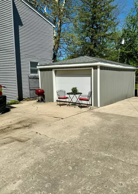 Exterior - 3821 Morgan St, Steger, IL 60475 photo 4 of 9