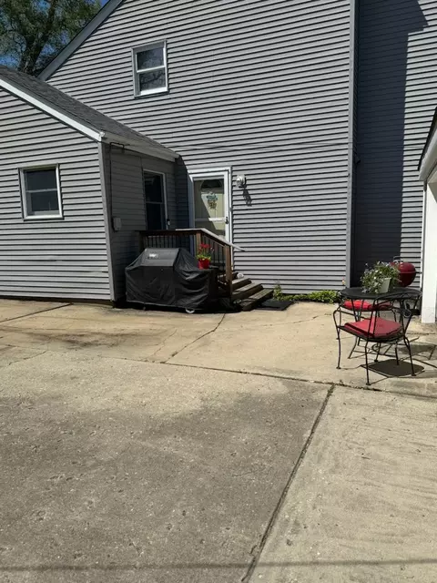 Exterior - 3821 Morgan St, Steger, IL 60475 photo 6 of 9