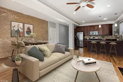 Living - 642 E 50th St #1E, Chicago, IL 60615 photo 2 of 7