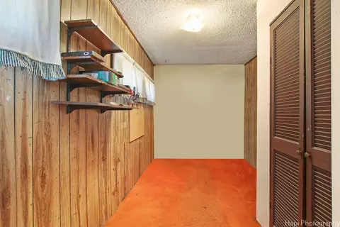 Kitchen - 2502 S Scheid Ln, Mchenry, IL 60051 photo 4 of 4