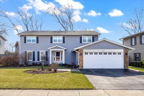 1261 Dover Ln, Elk Grove Village, IL 60007