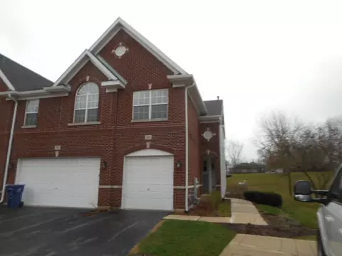 94 Allerton Dr #94, Schaumburg, IL 60194