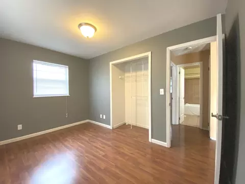 Bedroom - 1604 Arrowhead Dr, Bloomington, IL 61704 photo 3 of 4
