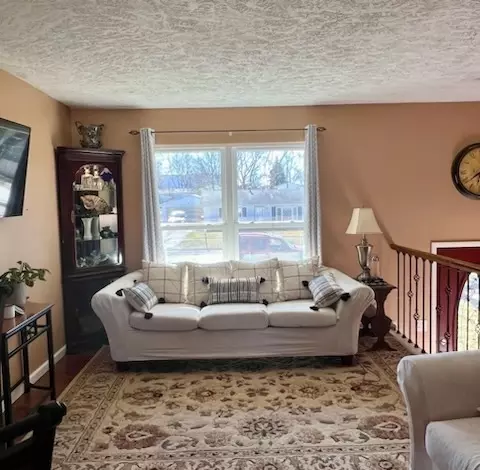 Living - 1604 Arrowhead Dr, Bloomington, IL 61704 photo 2 of 2