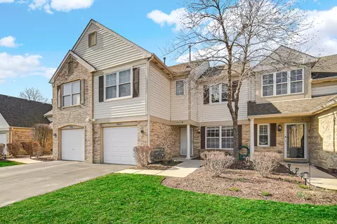 1962 Gary Ct #B, Schaumburg, IL 60193