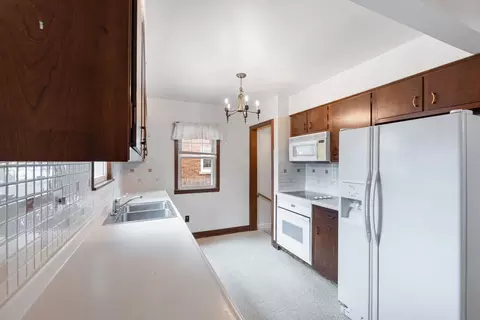 820 S Evergreen Ave, Kankakee, IL 60901 photo 8