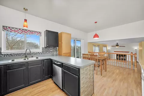 Kitchen - 4502 Sunset Ridge Dr, Plainfield, IL 60586 photo 3 of 4