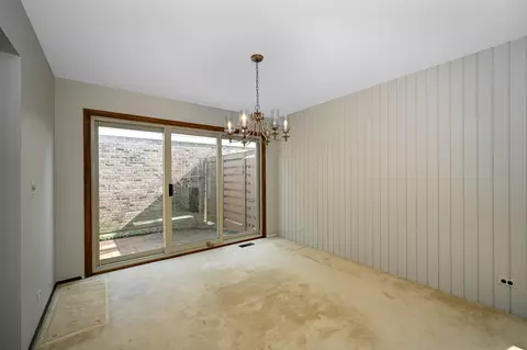 Other - 2128 Creekside Dr, Wheaton, IL 60189 photo 6 of 15