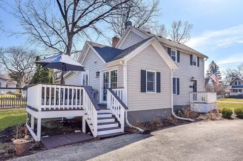 Exterior - 609 E Liberty Dr, Wheaton, IL 60187 photo 5 of 5