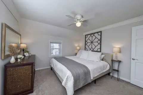 Bedroom - 609 E Liberty Dr, Wheaton, IL 60187 photo 1 of 2