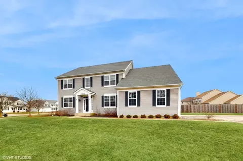 11522 Beacon Ave, Huntley, IL 60142