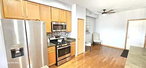 Kitchen - 2425 Cactus Ct, Plainfield, IL 60586 photo 3 of 4