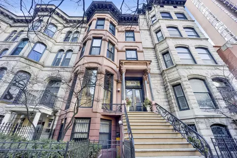 816 N Dearborn St #2, Chicago, IL 60610