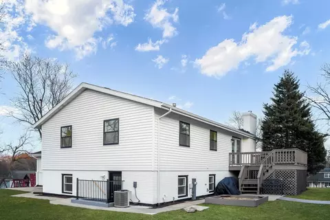 Exterior - 18830 Ruth Dr, Mokena, IL 60448 photo 4 of 4