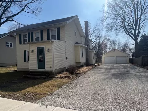 Exterior - 308 W 5th St, Delavan, IL 61734 photo 6 of 6