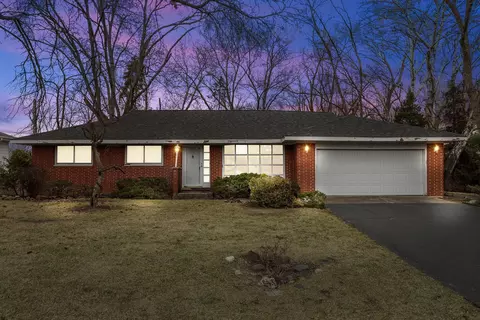 1010 W Elm St, Palatine, IL 60067