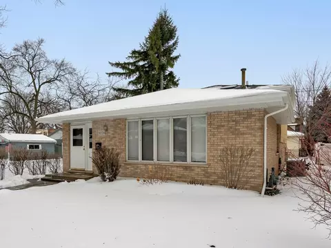9224 S Turner Ave, Evergreen Park, IL 60805