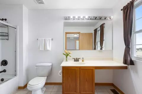 Bath - 701 Avalon Way, Minooka, IL 60447 photo 2 of 5