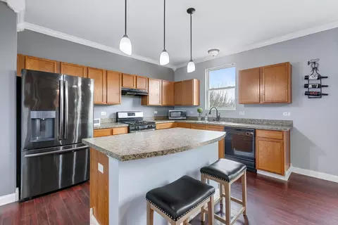Kitchen - 701 Avalon Way, Minooka, IL 60447 photo 4 of 5