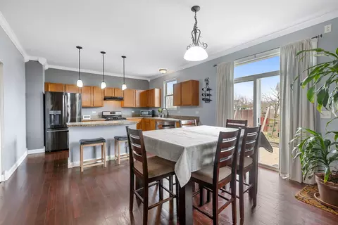 Kitchen - 701 Avalon Way, Minooka, IL 60447 photo 3 of 5