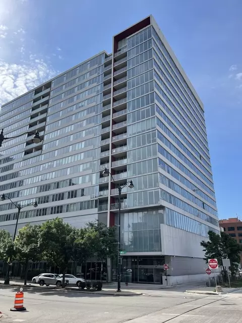 659 W Randolph St #1012, Chicago, IL 60661