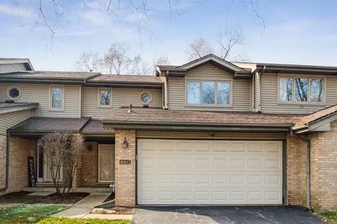 16612 Grants Trl, Orland Park, IL 60467