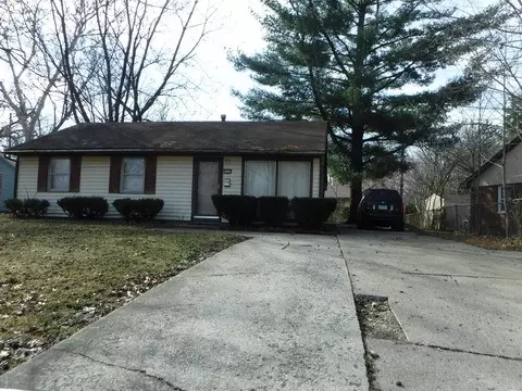 1313 Williamsburg Dr, Champaign, IL 61821