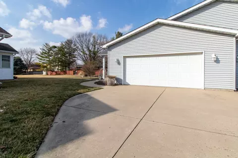 Exterior - 116 Sandra Ct, Normal, IL 61761 photo 10 of 17