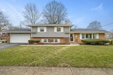 504 Buckeye Dr, Naperville, IL 60540