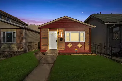 Exterior - 1044 W 103rd Pl, Chicago, IL 60643 photo 5 of 9
