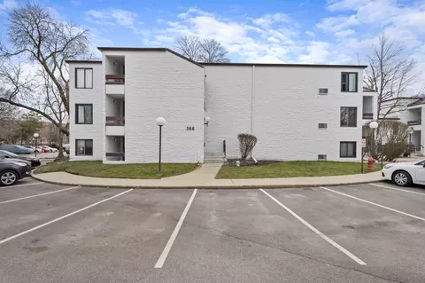 366 W Miner St #1A, Arlington Heights, IL 60005