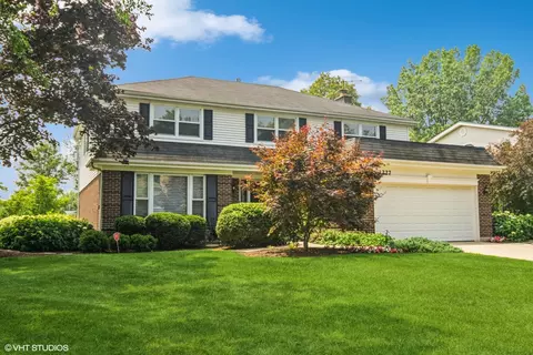 1227 W Kenilworth Ave, Palatine, IL 60067