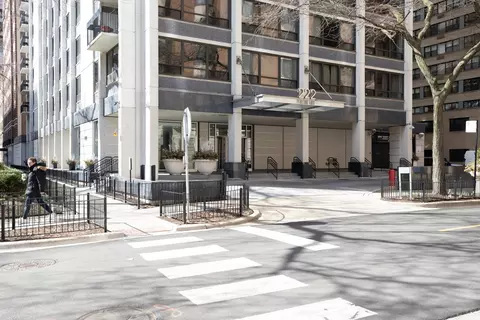 Exterior - 222 E Pearson St #1003, Chicago, IL 60611 photo 2 of 3