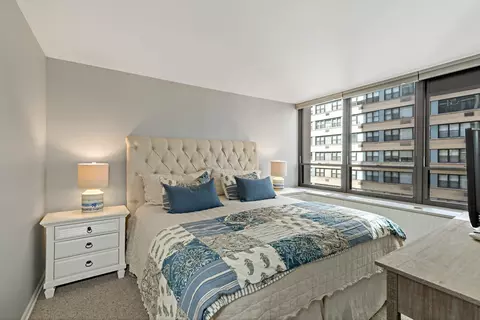 Bedroom - 222 E Pearson St #1003, Chicago, IL 60611 photo 2 of 3