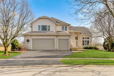 621 Goldenrod Dr, Bolingbrook, IL 60440