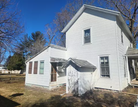 Exterior - 508 Jackson St, Prophetstown, IL 61277 photo 4 of 5