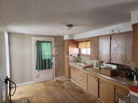 Kitchen - 508 Jackson St, Prophetstown, IL 61277 photo 1 of 2